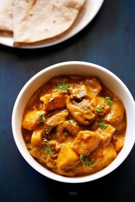Aloo Mushroom